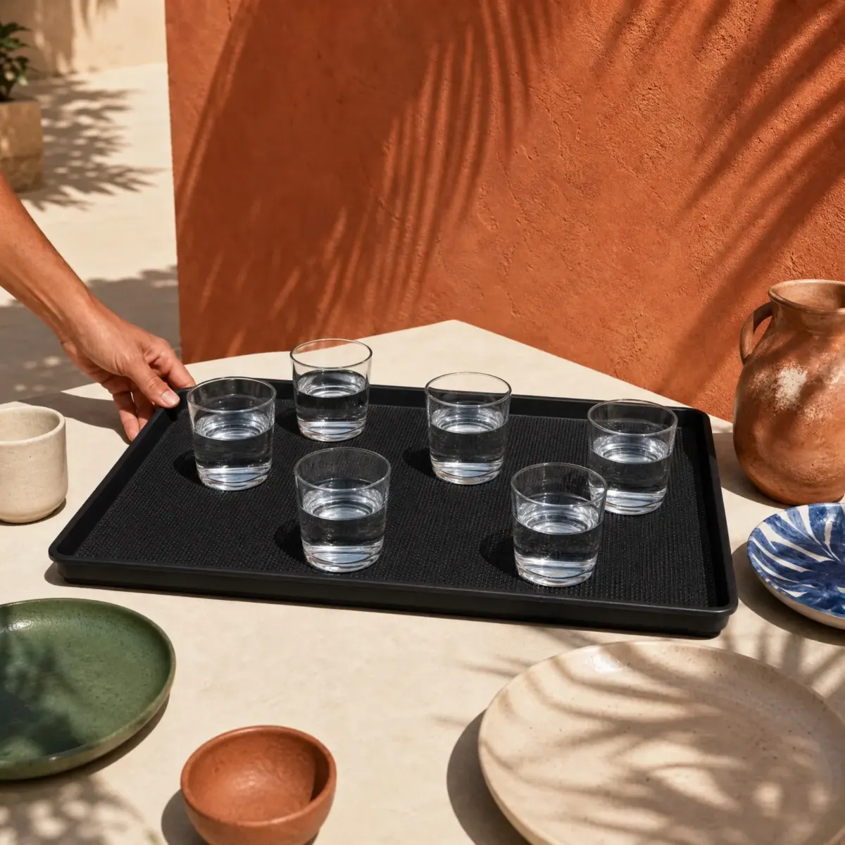 Non-Slip Serving Tray, 35 × 50 cm, Black, scene view